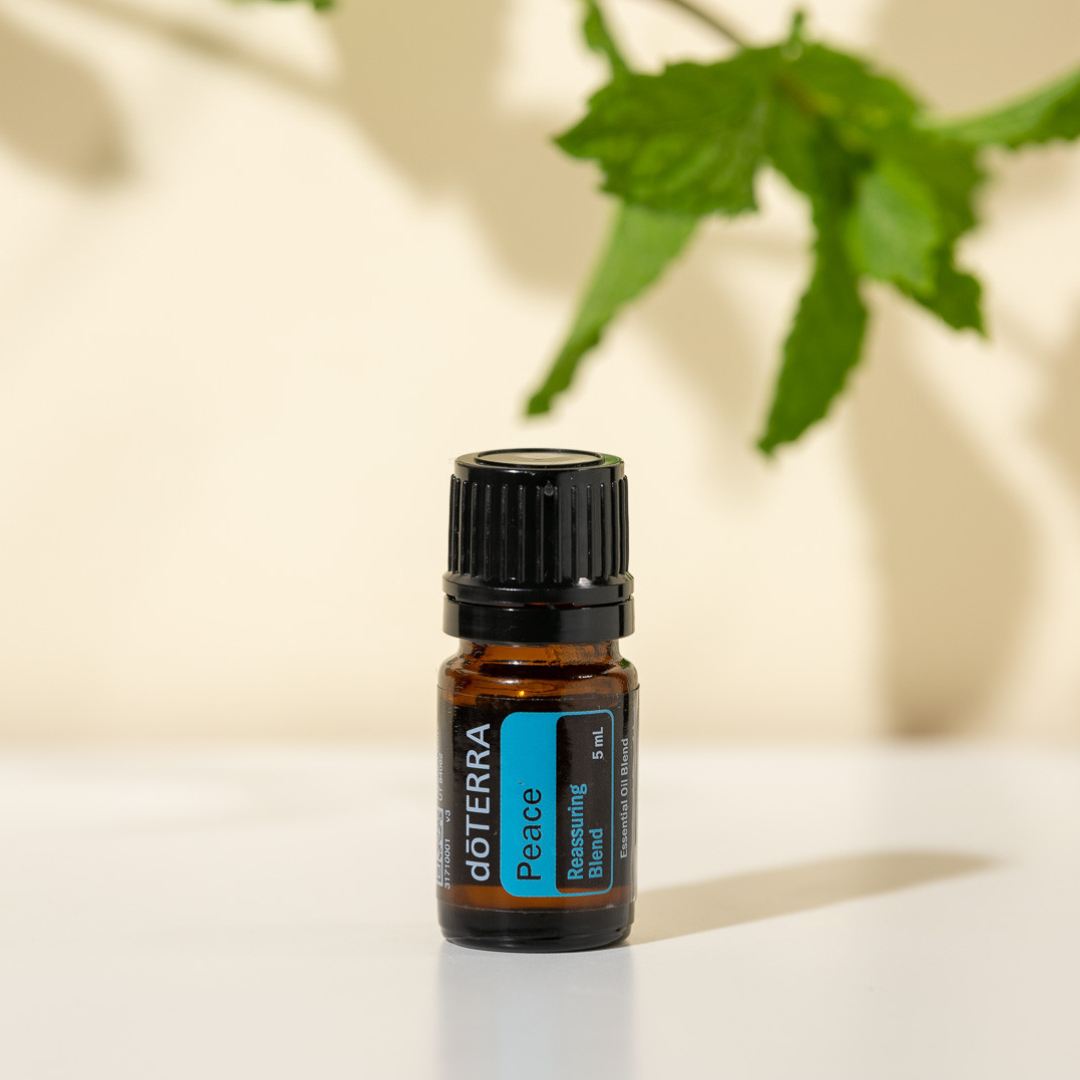 Relaxing essential oil blend
